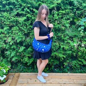 The Crosstown Crescent Bag by Tundhi - Colour: Daisies & Daydreams